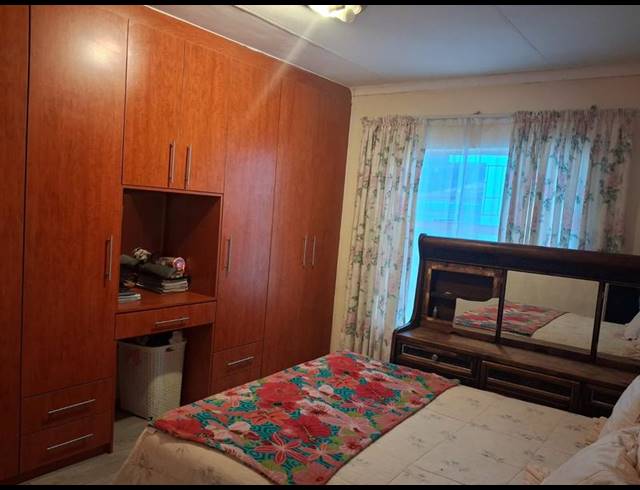 3 BEDROOM HOUSE FOR SALE IN BENDOR